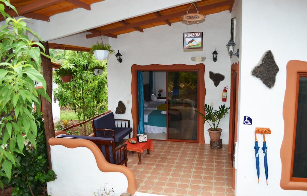 Piedras Blancas Lodge プエルトアヨラ 部屋 写真