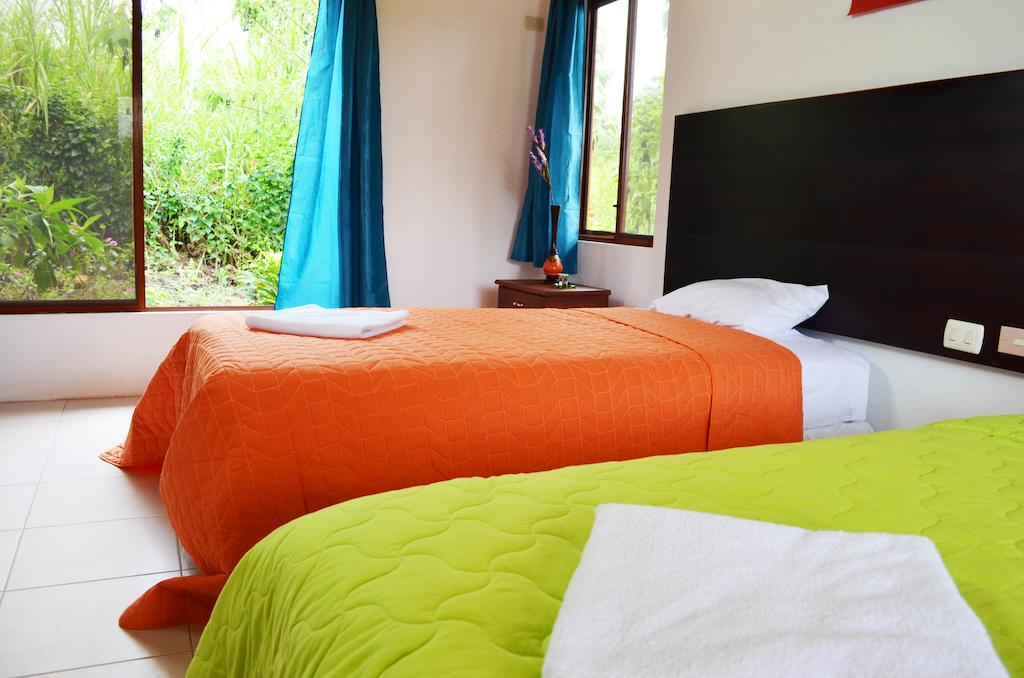 Piedras Blancas Lodge プエルトアヨラ 部屋 写真
